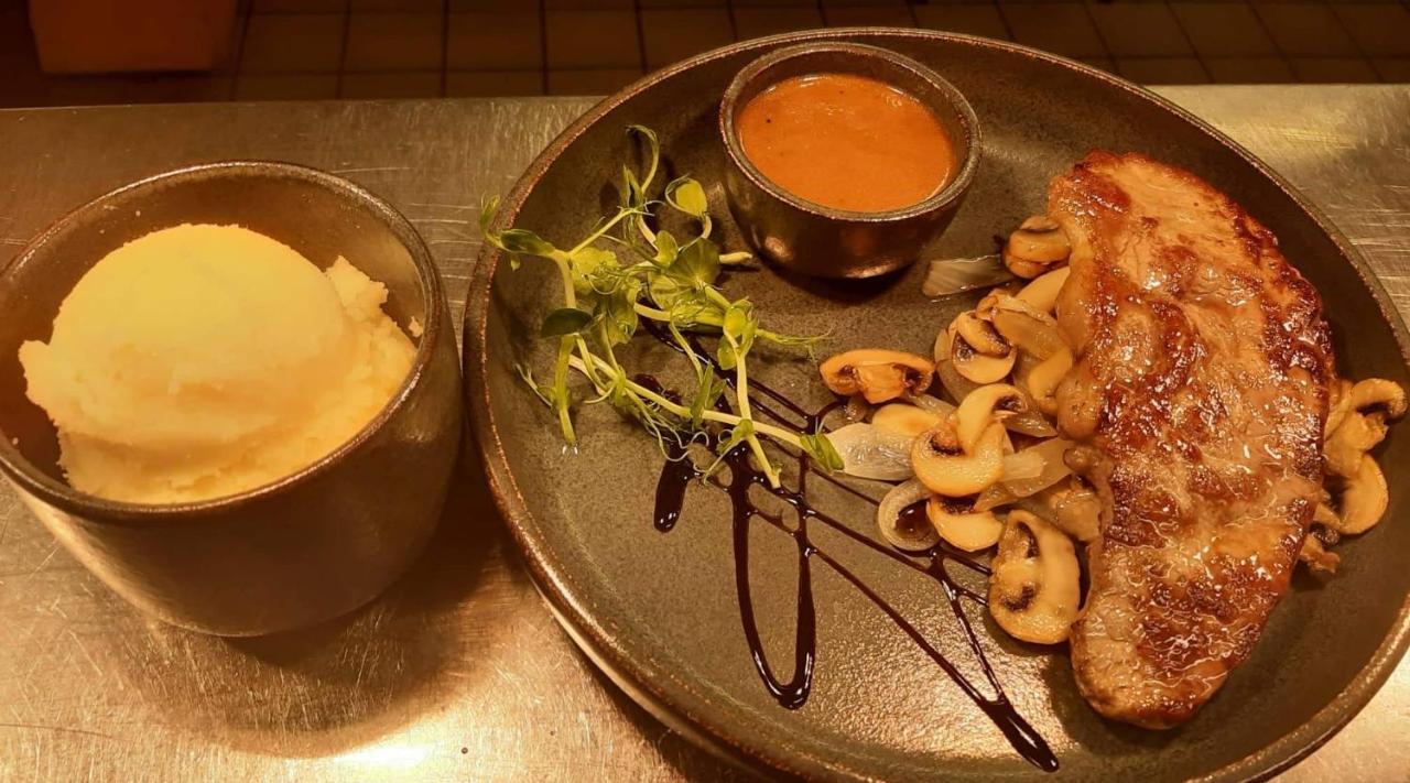 Station House Hotel Letterkenny Kültér fotó